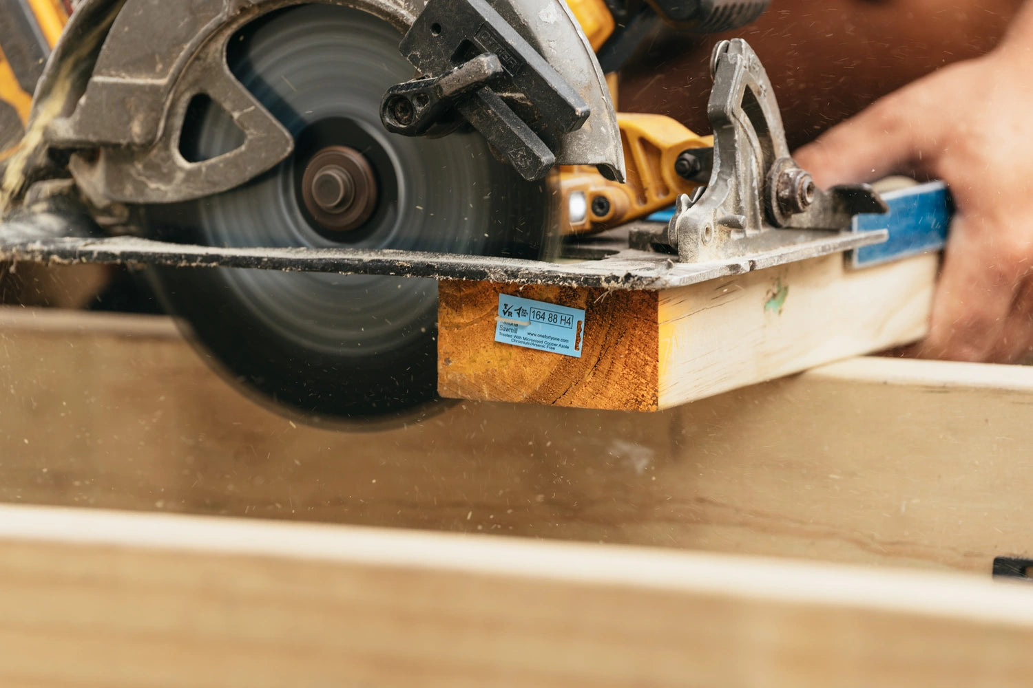 TasmanKB 90x45mm EverJoist H4 MCA MGP10