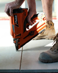 James Hardie 405591 Scyon Secura Flooring 1800x900x19mm Typical Installation using a nail gun.