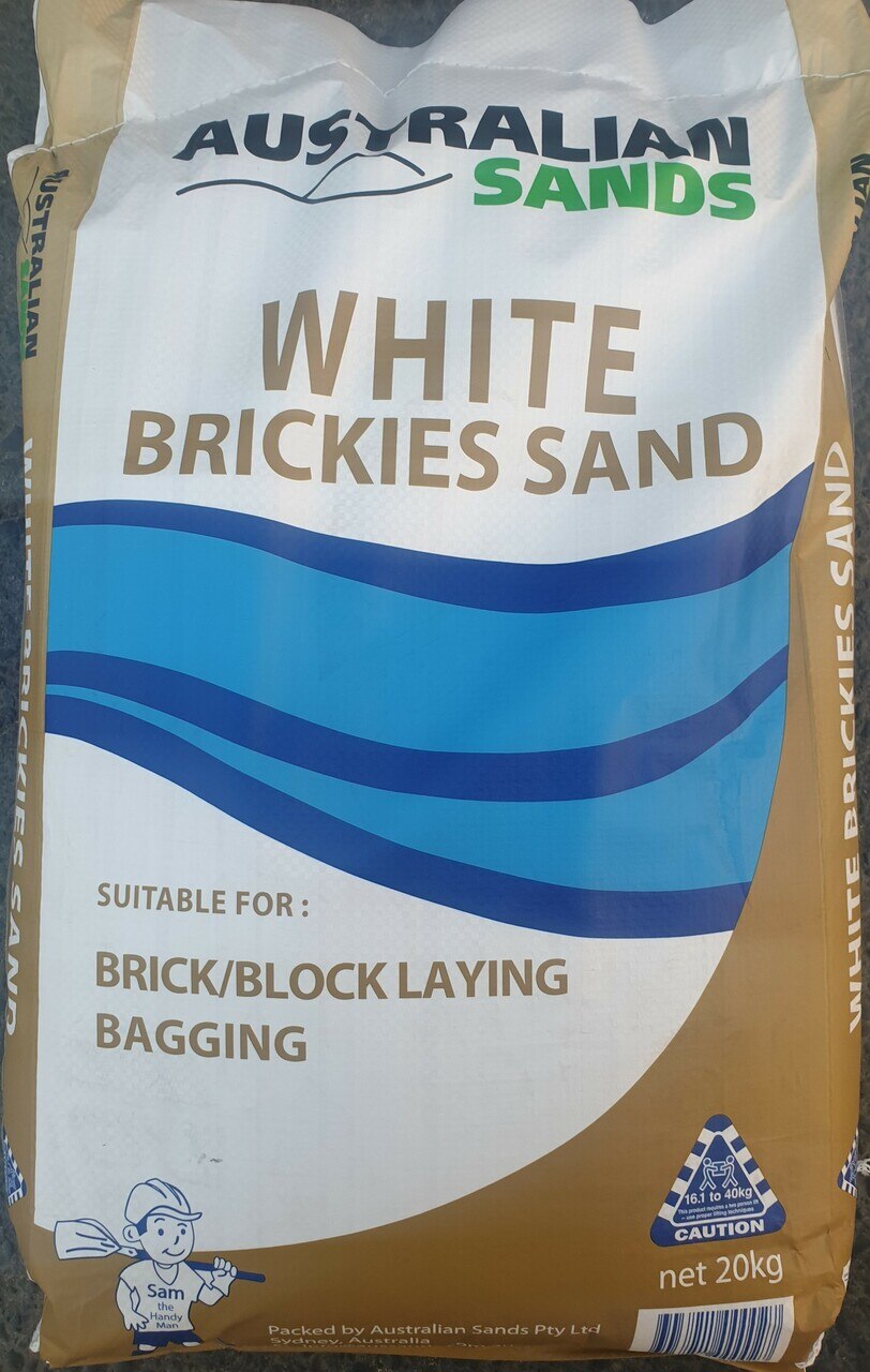 White Brickies Sand 20kg Bag